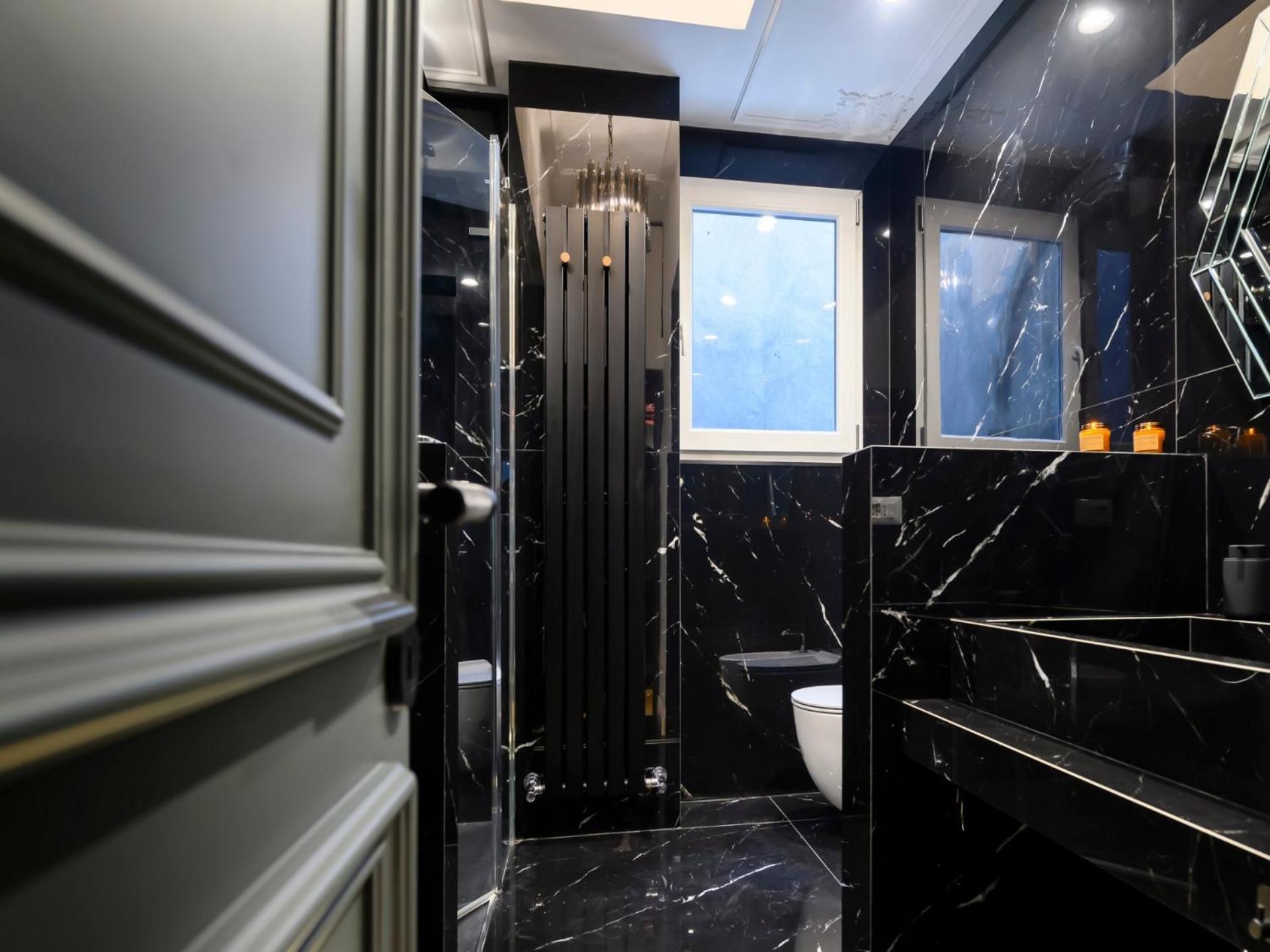 The Rent - Refined One-bedroom In The Historic Center Apartment Mailand